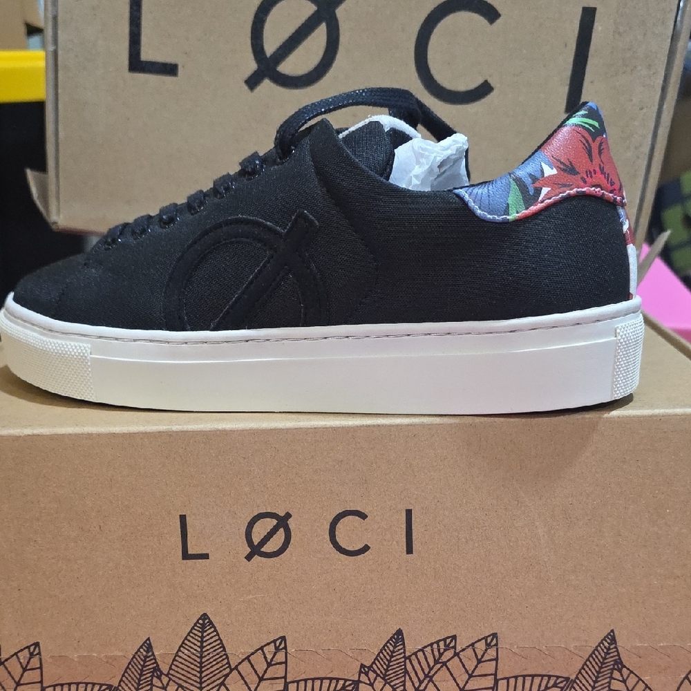 Womens NEW LØCI Black Sneakers with Floral Detail Size 6.5
